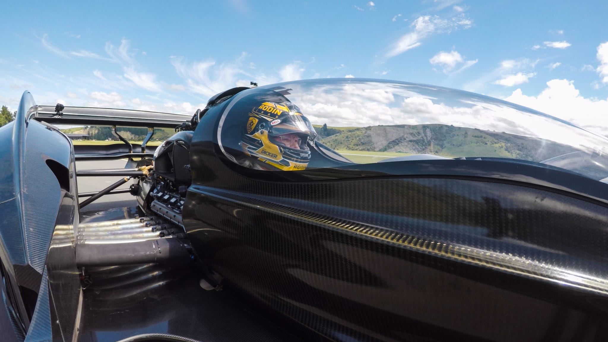 FZERO | No Limits | V10 Engine | Specifications | Rodin Cars