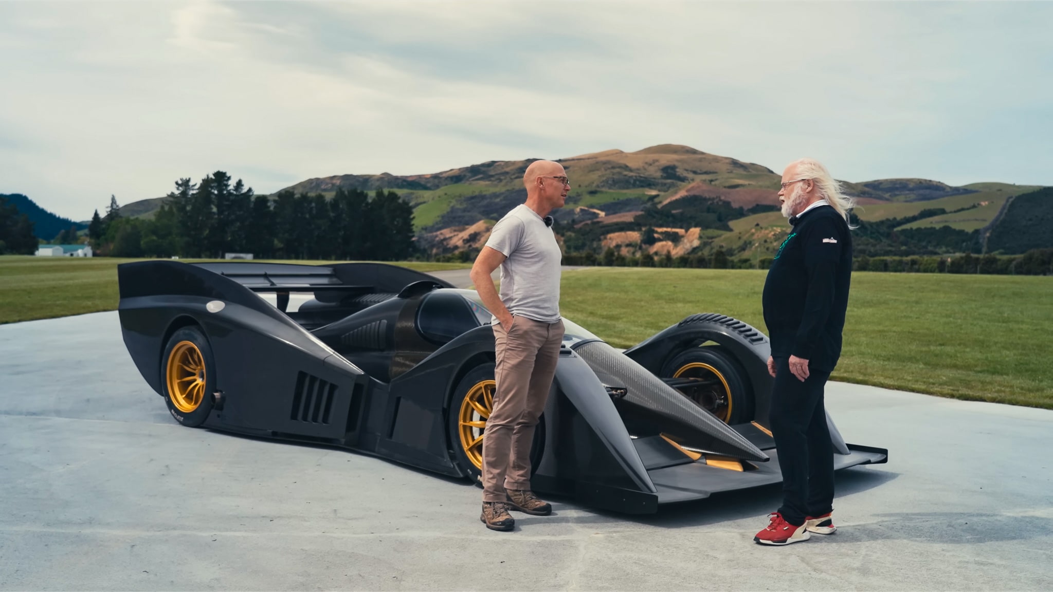 TOP GEAR VISITS RODIN CARS TO LOOK AT THE FZERO