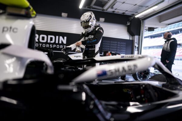 rodin_cars_new_zealand_sponsored_driver_louis_sharp_barcelona_pre_test_season_2