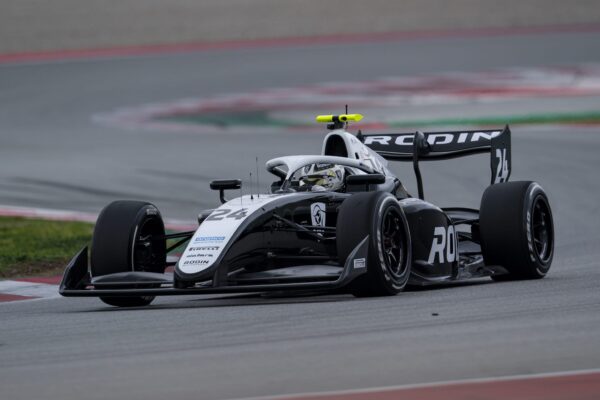 rodin_cars_new_zealand_sponsored_driver_louis_sharp_barcelona_pre_test_season_3